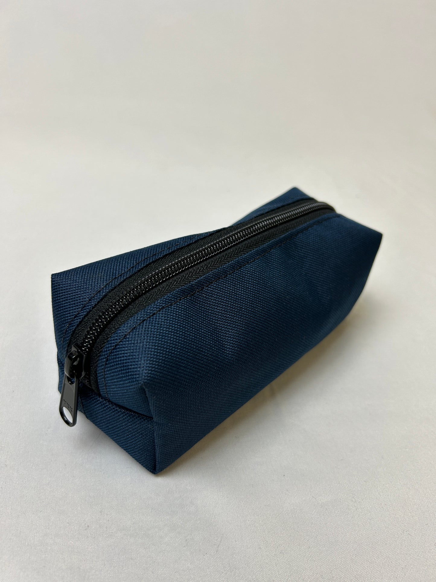 Zip pouch