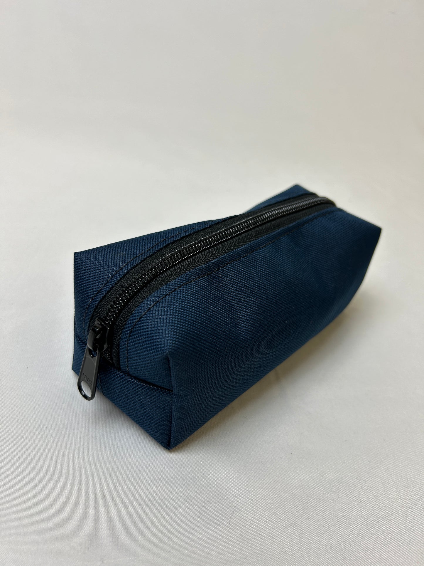 Zip pouch